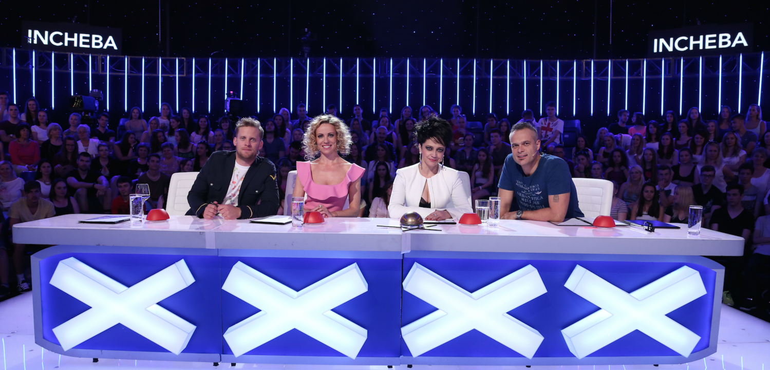 Porota nové řady ČSMT. Zleva Jakub Prachař, Diana Mórová, Lucie Bílá a Jaro Slávik (zdroj: TV Prima).